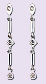 Luxury jewels manufacturer made in Italy to the jewelry wholesale distribution of the most important markets, italian style customized jewels manufacturers, original diamonds suppliers, wholesale gems producers, pearl jewels vendors and wholesale customized stone precious jewels to the USA jewelry stores, to wholesale Canada jewels distributors, China vip gems market. Pitti Preziosi is an Italian jewels manufacturing industry convinced that high end quality jewels and products are the best way to support jewelry distributors and luxury markets of the world