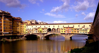 FLORENCE (Firenze) Ponte vecchio... Discover the Italian regions, provinces and vacations, fun, art, culture, tradition cities of italy... Summer vacations and trips to the main adriatic, mediterranean, ionian beaches... Food tours vacations in Salento Puglia, art trip vacations in Rome, Florence, Venice, Urbino, Pisa, Lecce,.. Fun tours to Rimini, Riccione, Otranto, Gallipoli, Fregene, Sorrento, Capri, Isole Eolie Lipari in Sicily...