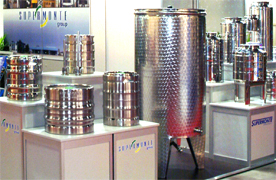 Production facilities with high technology machinery plants for beer kegs manufacturing, food and beverage containers produced for international applications, Italian stainless steel products manufacturer offers stainless steel beverage and Beer Kegs, wine containers, oil and other food containers produced with stainless steel. "Keg beer" is used for beer served from a pressurized keg, Stainless steel containers and products made in Italy for the food and beverage worldwide industrial distribution, Euro, DIN, IPB, IPS, IPT, IPM, UK 100 kegs standard as normal production products in Stainless steel AISI 304